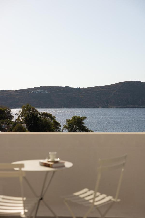 Nostos Serifos Livadi  Exteriör bild